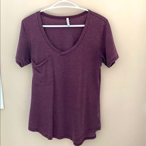 V-neck T